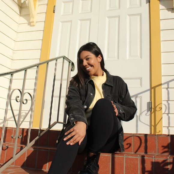 Meet your Posher, Sandra - Picture 1 of 1